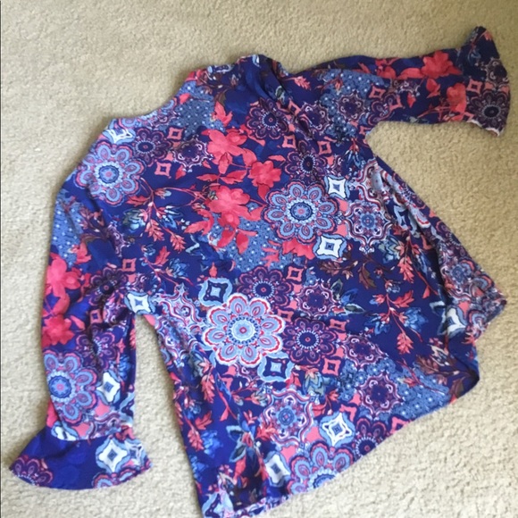 Multicolor Blouse - Picture 2 of 11